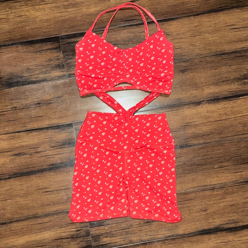 Five Dancewear floral set
